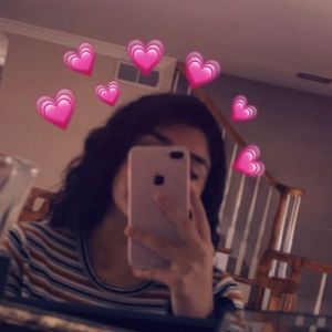 Meet your Posher, Denise